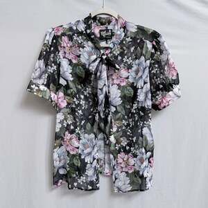 Hell Bunny Woman’s Size Medium Floral Puff Sleeve Top Sheer
